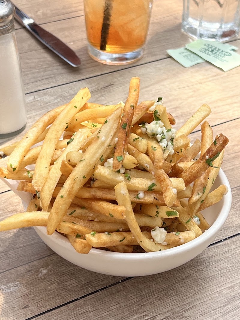 Montis - Montis, 714 Village Ct, Santa Rosa, CA 95405, USA