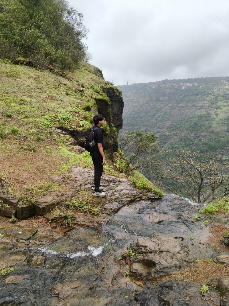 Garbett waterfall point - Garbett waterfall point X7VM+4RR, Matheran, Maharashtra 410102, India