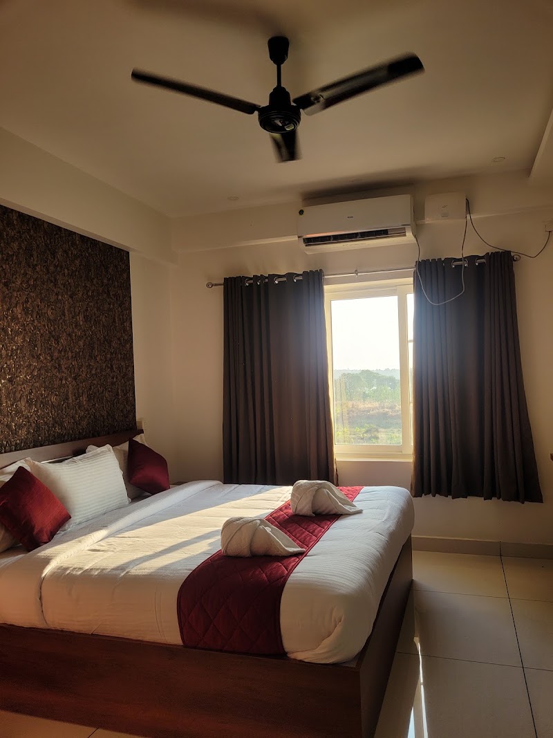HOTEL SALKARA - 3 STAR HOTEL WITH A/C ROOM & BAR FACILITIES - HOTEL SALKARA - 3 STAR HOTEL WITH A/C ROOM & BAR FACILITIES, V24F+R9H Tirur, Kuttippuram, Kerala 679571, India