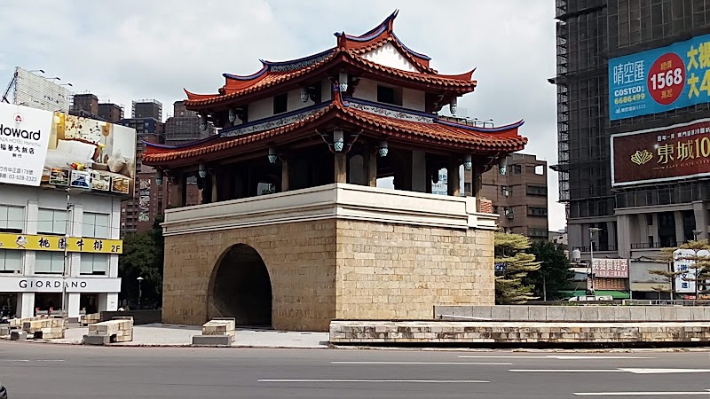 新竹客運新竹北站 - 新竹客運新竹北站, No. 451號, Section 2, Zhonghua Rd, Rongguang Village, East District, Hsinchu City, Taiwan 300