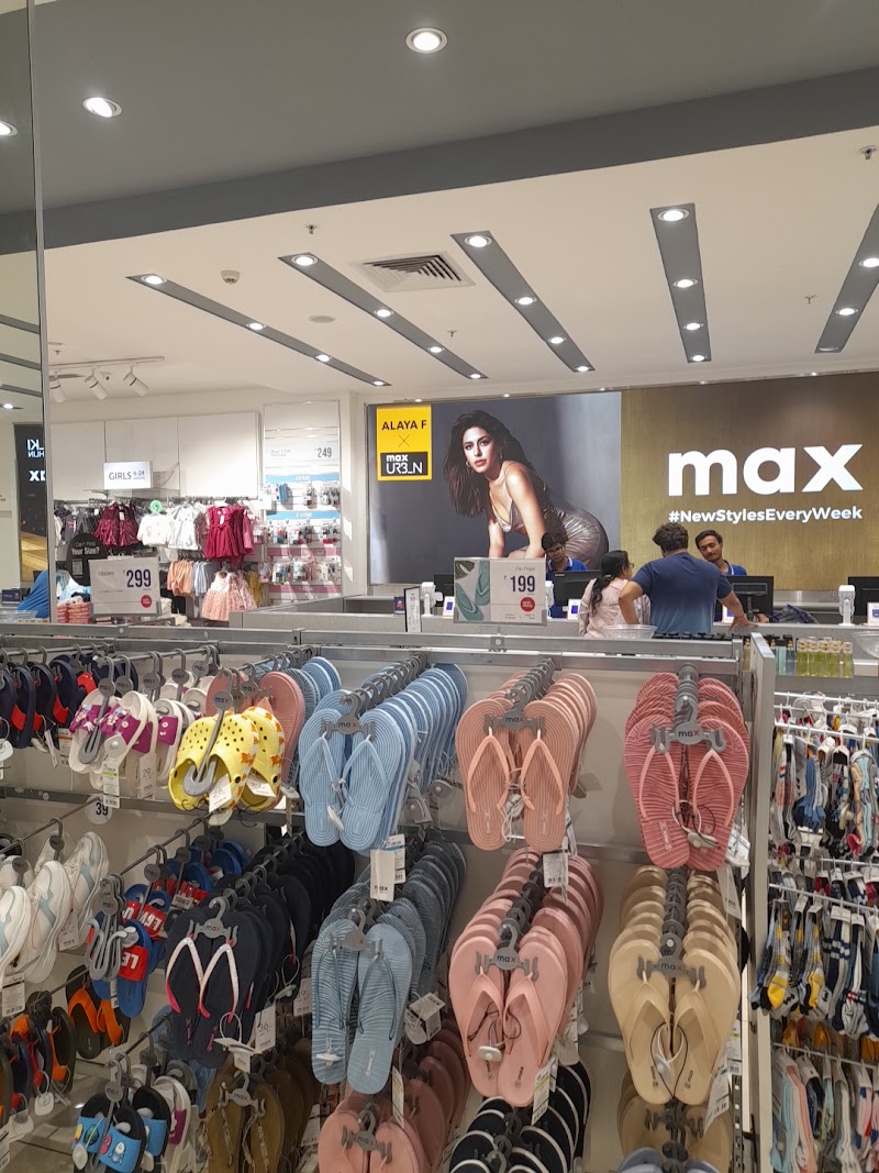 Max - Max 2nd Floor, The great india place mall, Sector 38, Noida, Uttar Pradesh 201303, India
