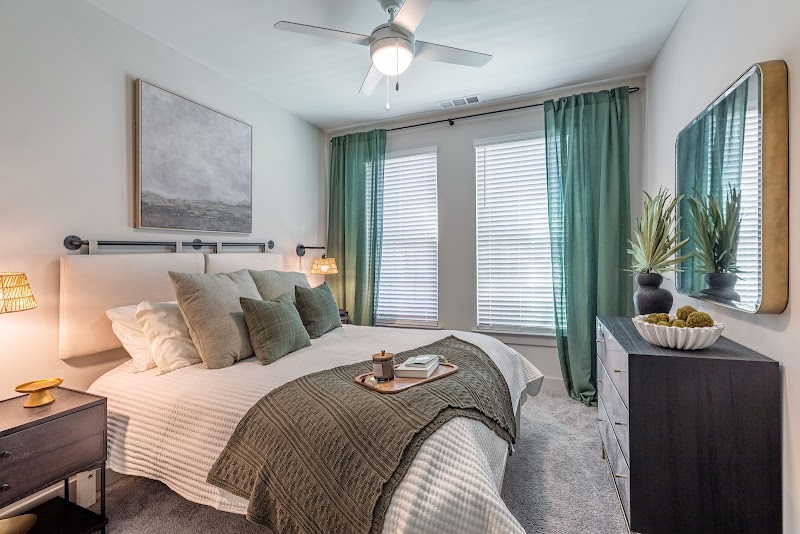 Capital Collective Luxury Apartments - Capital Collective Luxury Apartments, 401 E Oglethorpe Ave, Savannah, GA 31401, USA
