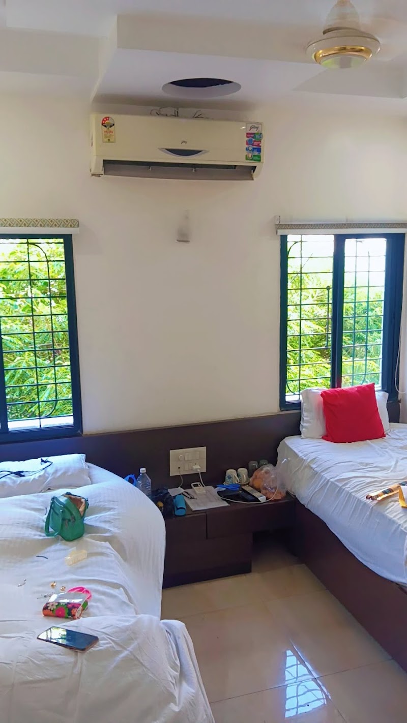 Tirumala Hotel Amravati - Tirumala Hotel Amravati Irwin Square, Morshi Rd, near Agrawal Petrol Pump, Shrikrishna Peth, Amravati, Maharashtra 444603, India