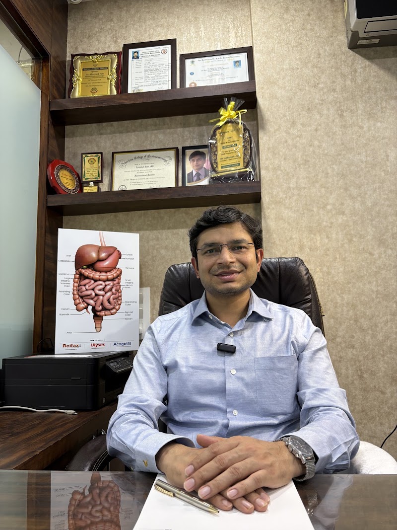 Dr Abhishek Jain - Dr Abhishek Jain, First Floor, Jamali Manzil, opposite Electricity Office, Budhapara, Raipur, Chhattisgarh 492001, India