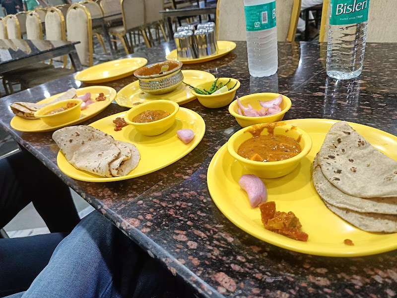 Shiva dhaba - Shiva dhaba JHJC+CH5, NH 19, Chaumuhan, Uttar Pradesh 281406, India