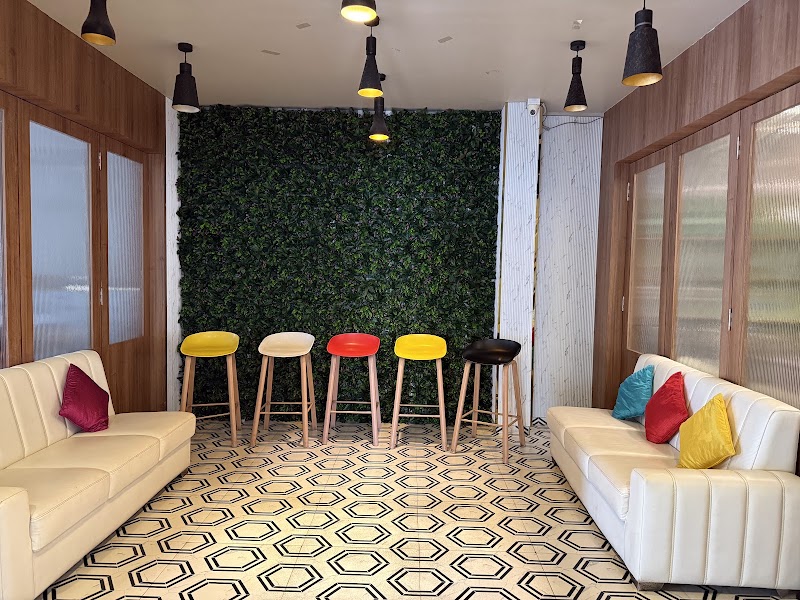 CREAM CENTRE Veg Restaurant - CREAM CENTRE Veg Restaurant 1st floor, Shiv Market, 1516, Vinoba Rd, next to Rajkamal Theatre, Devaraja Mohalla, Shivarampet, Mysuru, Karnataka 570001, India
