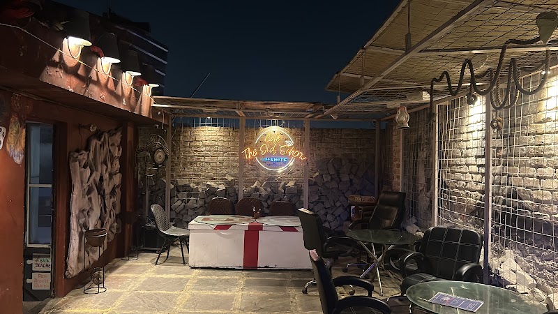 Old School Family Restaurant - Old School Family Restaurant C-389, Kh No. 29, 12, Ramphal Chowk Rd, Harijan Basti, Sector 7 Dwarka, Palam, New Delhi, Delhi, 110077, India