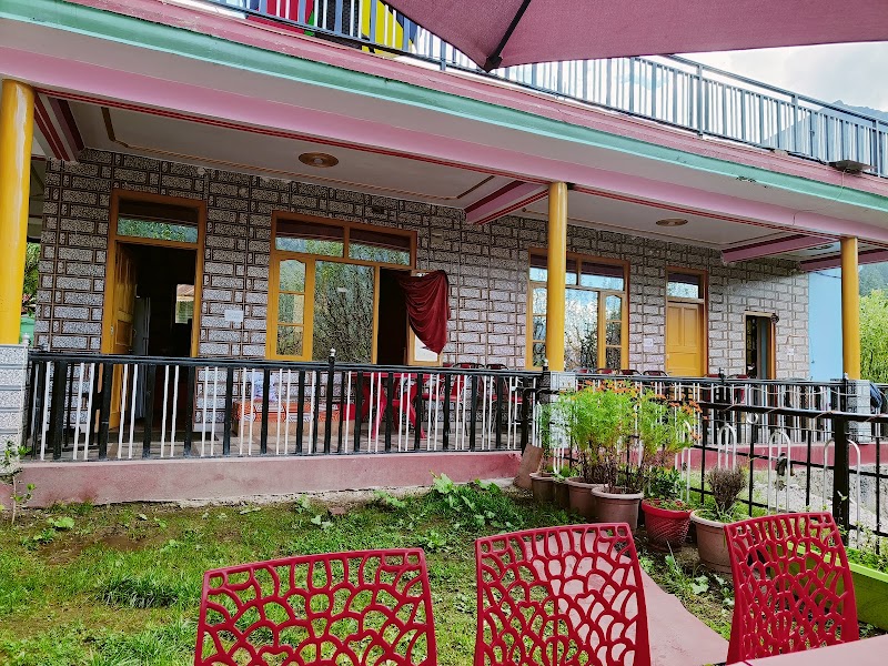 Blue Star Guest House and Restaurant Kalga