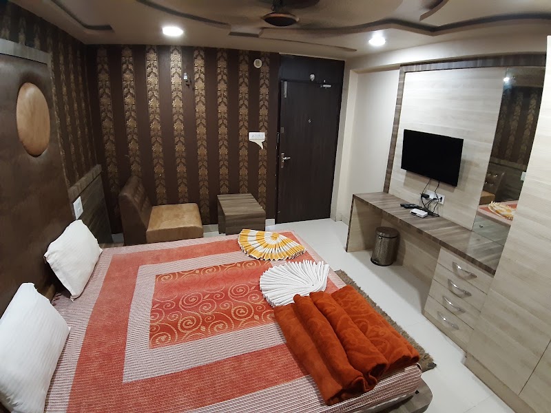 HOTEL SHIV PRABHA INN - HOTEL SHIV PRABHA INN 46 c market,near apana keshari lodge power house, Nandini Rd, power house, Janjgiri, Bhilai, Chhattisgarh 490011, India