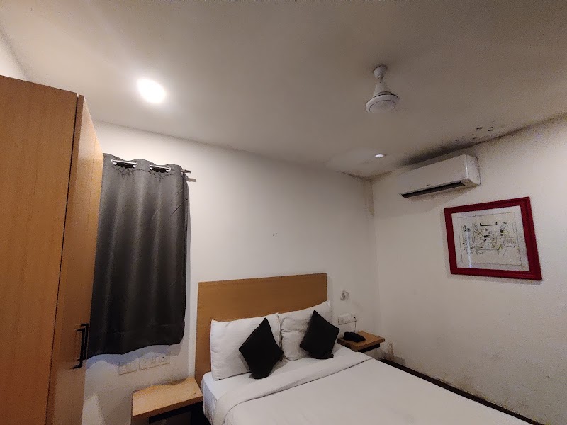 Hotel White Saffron By F9 Hotels - Hotel White Saffron By F9 Hotels 182, Vaishali, Dakshini Pitampura, Pitampura, New Delhi, Delhi, 110034, India