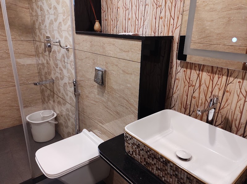 Meenakshi Inn - Meenakshi Inn opp. Adarsh hospital, Brahmagiri, Udupi, Karnataka 576101, India