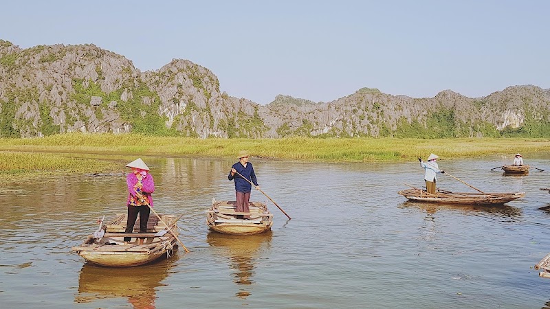 Ninh Binh Tourist Center Vietnam (Visit by appointment only) - Ninh Binh Tourist Center Vietnam (Visit by appointment only), 30, lane 96 Trịnh Tú, street, Hoa Lư, Ninh Bình 430000, Vietnam