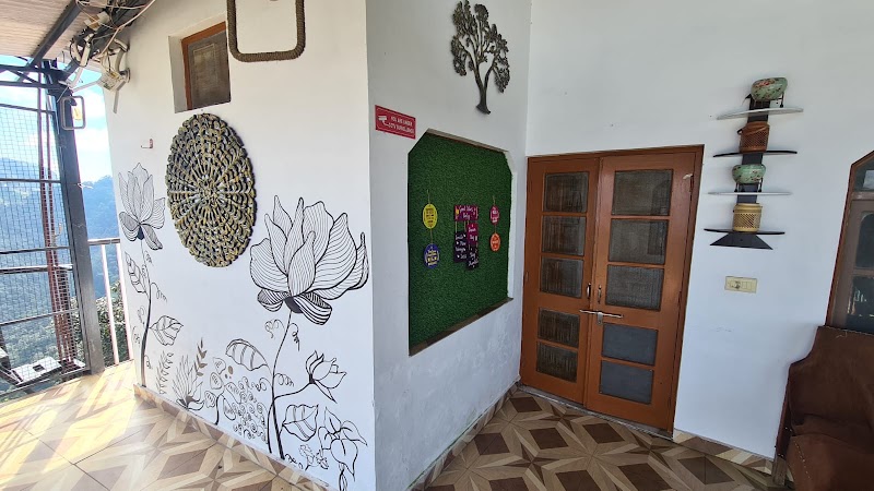 Pushp Homestay - Pushp Homestay, Camels Back Rd, The Mall Road, Mussoorie, Uttarakhand 248179, India