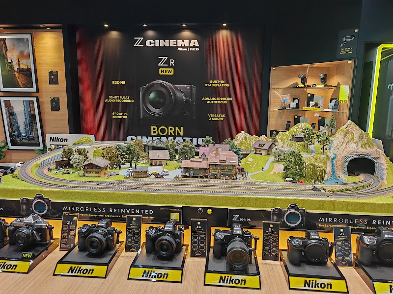 Nikon Experience Hub Singapore - Nikon Experience Hub Singapore 107 N Bridge Rd, #03-13 Funan, Singapore 179105