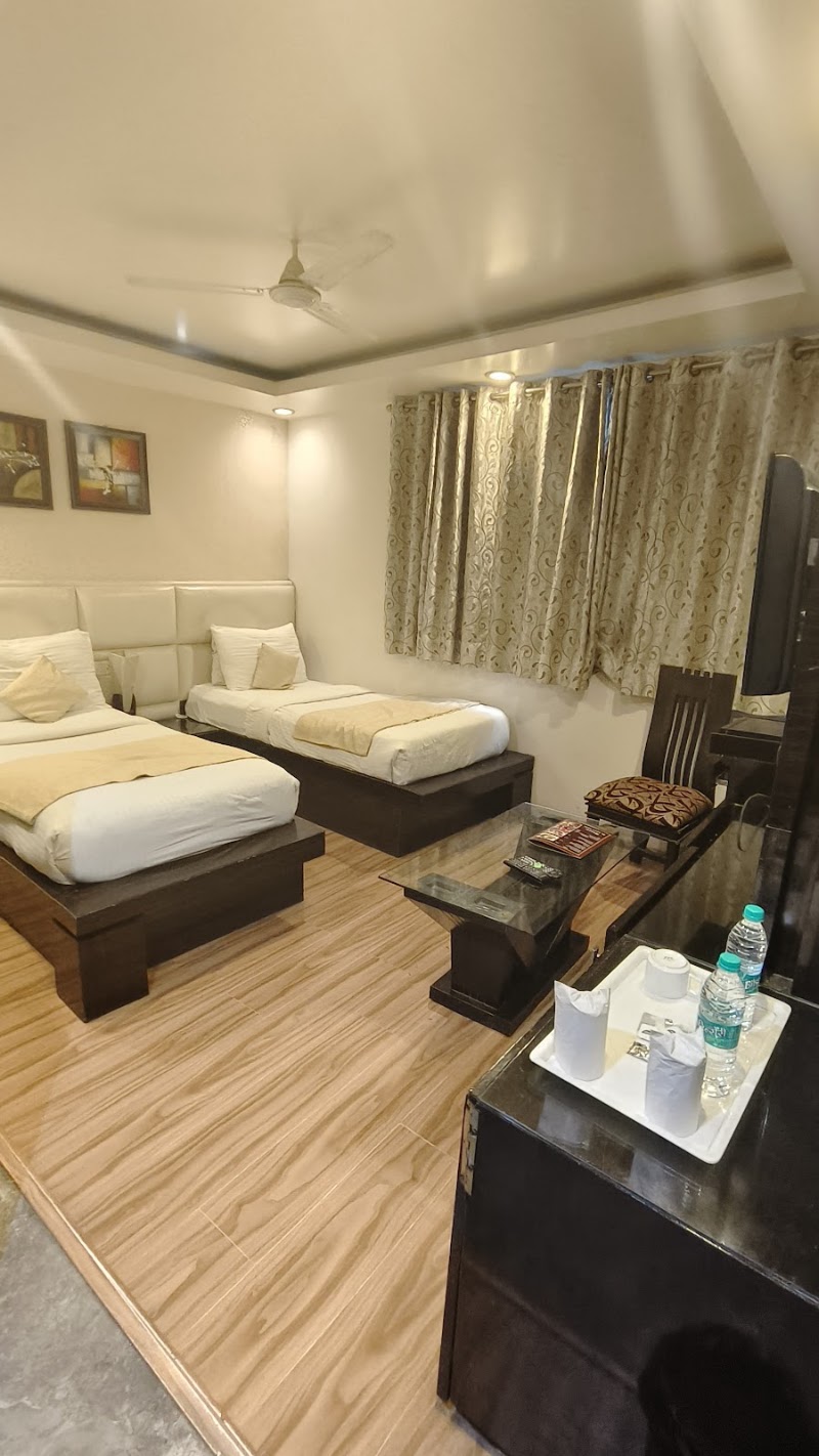 Hotel Elegance - Hotel Elegance Plot No. 7885, 34, Arakashan Rd, Ram Nagar, Paharganj, Delhi, New Delhi, Delhi 110055, India
