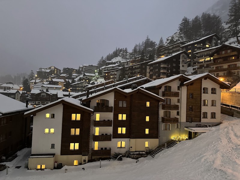 Hotel Butterfly - Hotel Butterfly Bodmenstrasse 21, 3920 Zermatt, Switzerland