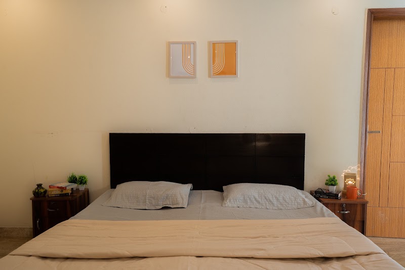 Uniliv Willow - PG in Malviya Nagar - Uniliv Willow - PG in Malviya Nagar B-21, Geetanjali Marg, Shivalik Enclave, Block B, Geetanjali Enclave, Malviya Nagar, New Delhi, Delhi 110017, India