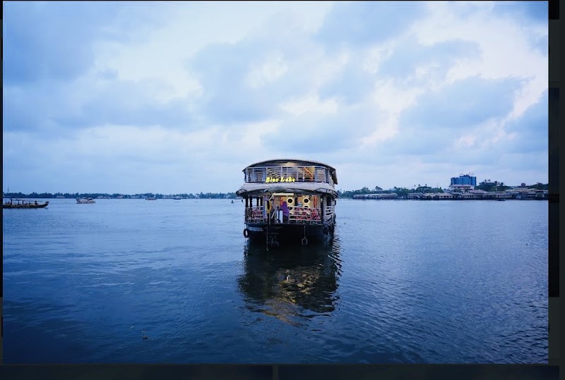 Finishing Point (Houseboat boading point) - Finishing Point (Houseboat boading point) G922+MW6, Finishing Point Rd, Punnamada, Finishing Point, Alappuzha, Kerala 688013, India