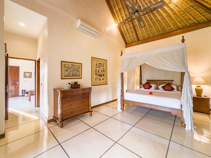Villa Arjuna Seminyak by Villa Bugis Seminyak - Villa Arjuna Seminyak by Villa Bugis Seminyak Arjuna Bugis, Gg. Bugis, Seminyak, Kec. Kuta, Kabupaten Badung, Bali 80361, Indonesia