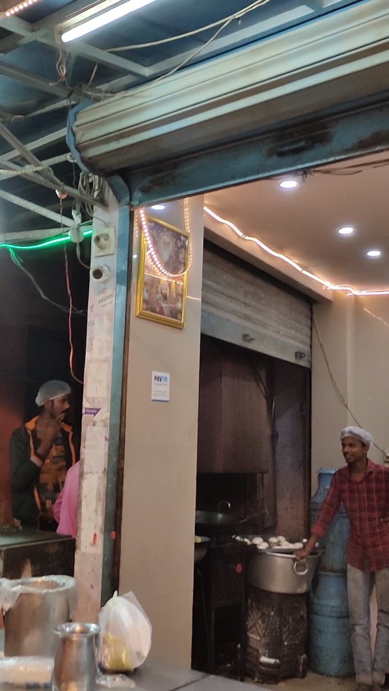 Kake De Chole Bhature - Kake De Chole Bhature, Zila Aabkari Vibhag, Station Rd, near Lalji Hotel, Kote Gate, Bikaner, Rajasthan 334001, India