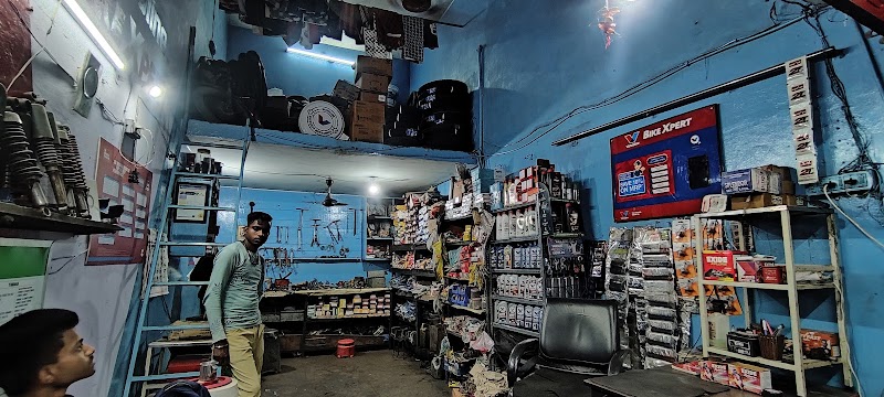 Valvoline Bike Xpert - Pintu Auto Center - Valvoline Bike Xpert - Pintu Auto Center Shop No 4, Goyal Complex, Dhamtari Rd, opposite Aditya Bathware, Priyadarshini Nagar Colony, Pachpedi Naka, Raipur, Tikrapara, Chhattisgarh 492001, India