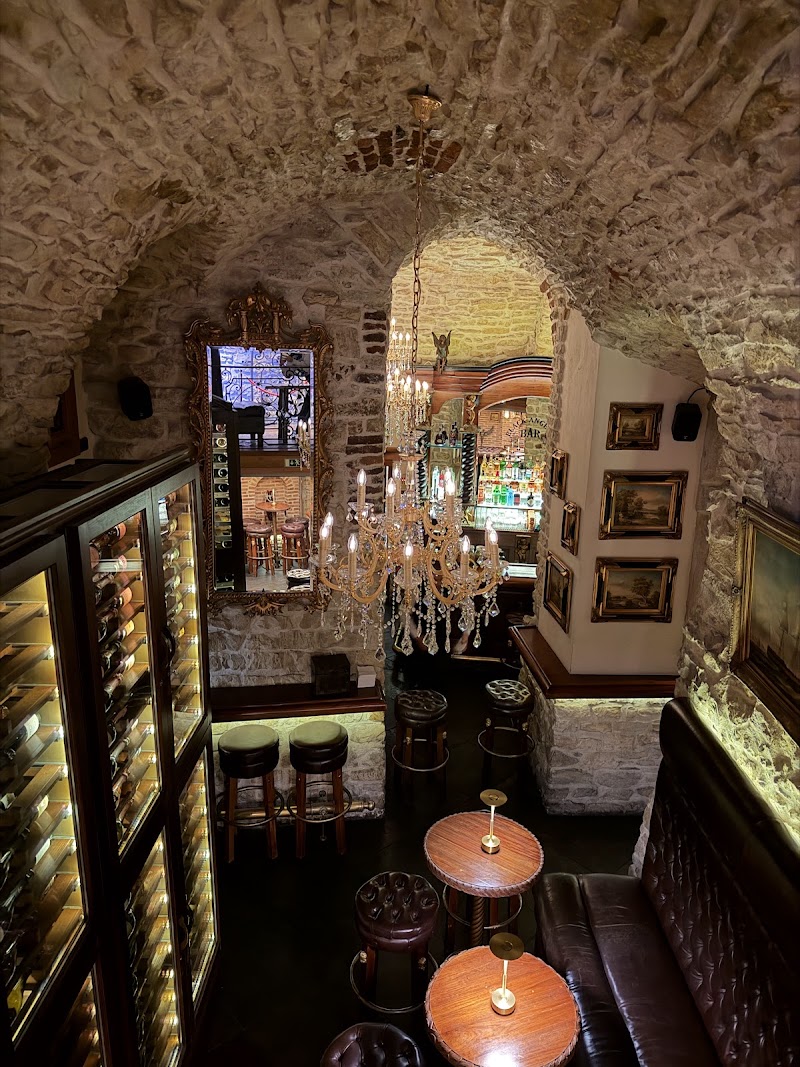 Black Angel's Bar - Black Angel's Bar Staroměstské nám. 29, Staré Město, 110 00 Praha-Praha 1, Czechia