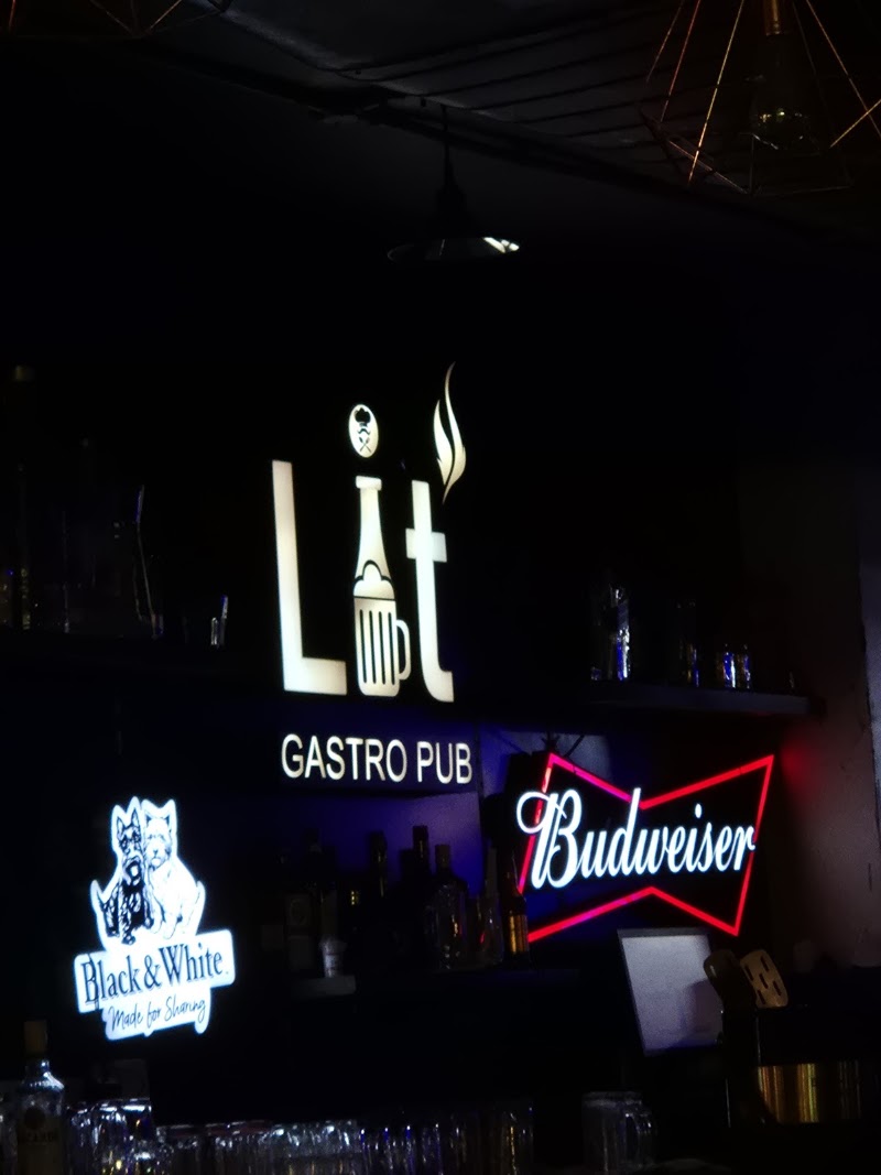 LIT Gastropub Church Street - LIT Gastropub Church Street 29, Church St, Shanthala Nagar, Ashok Nagar, Bengaluru, Karnataka 560001, India
