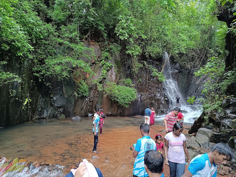 Nivendi waterfall