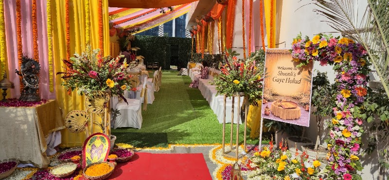The Spice Imperial - The Spice Imperial Bloom Hotel, C-30/4, near Kidzee Preschool, C Block, Phase 2, Industrial Area, Sector 62, Noida, Uttar Pradesh 201309, India