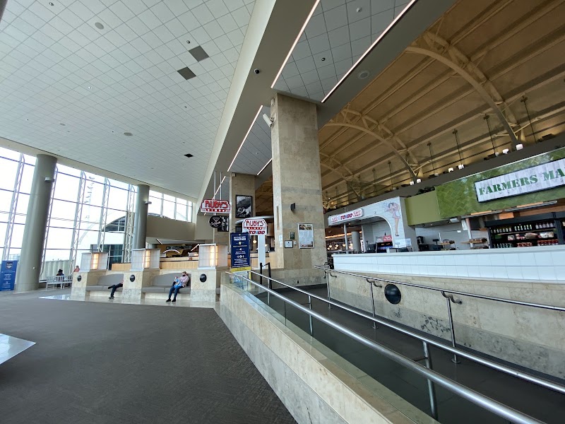 John Wayne Airport - John Wayne Airport 18601 Airport Way, Santa Ana, CA 92707, USA