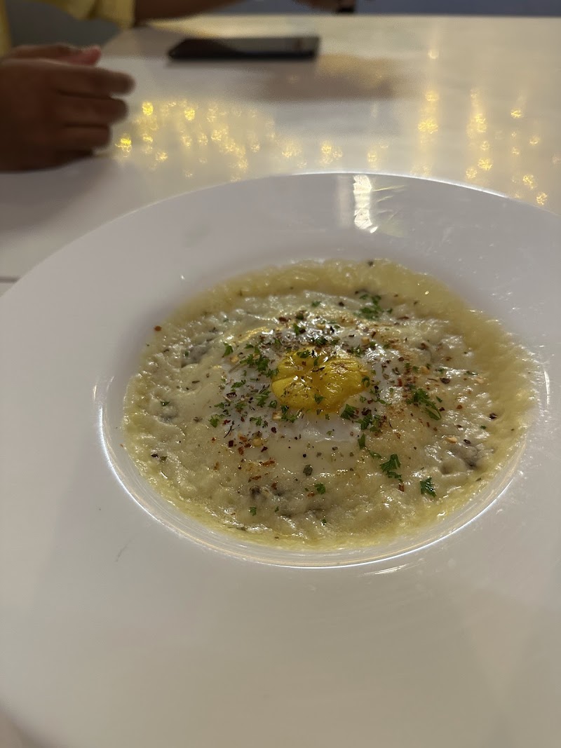 Café Moon by Sol Kitchen - Café Moon by Sol Kitchen, KPM Complex, NH Lane, near Gold’s gym building, Ponnurunni, Vyttila, Kochi, Keralam 682019, India