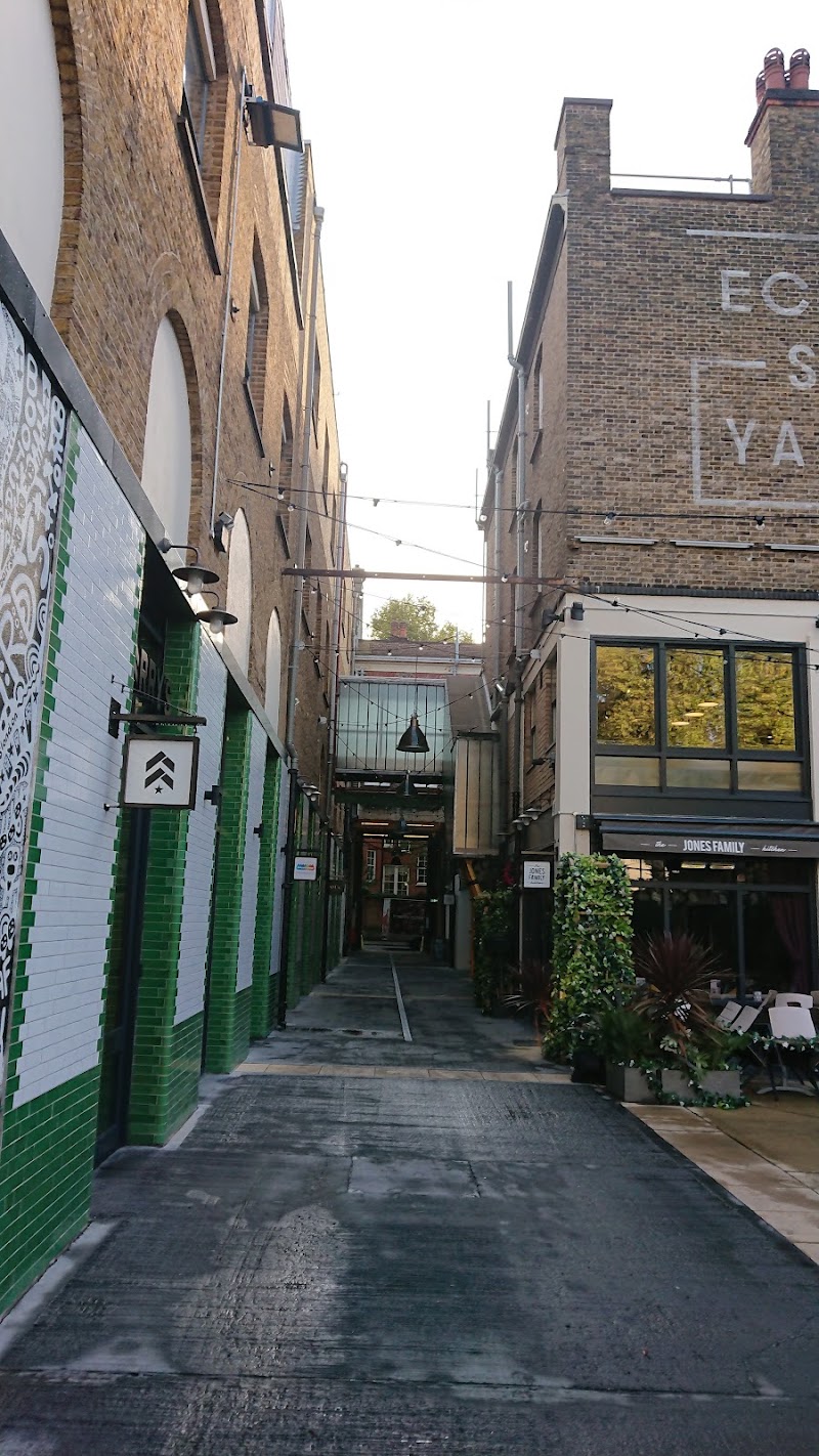 Barry's London SW1 - Barry's London SW1, 16 Eccleston Yards, London SW1W 9AZ, UK