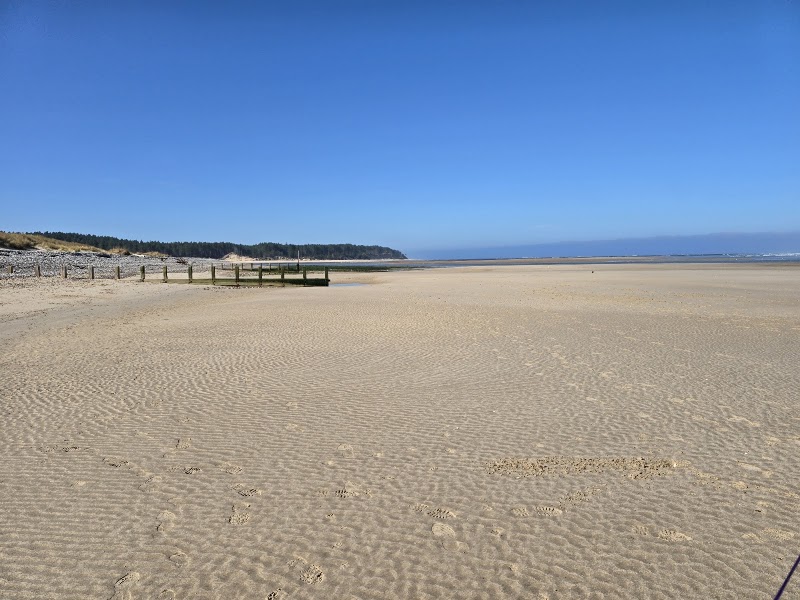 Findhorn Beach - Findhorn Beach, Dunes Rd, Forres IV36 3YQ, UK