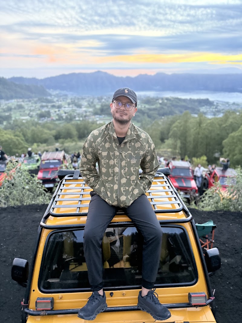 Mount Batur Jeep Tour, Kintamani Jeep Tour, Mt Batur Jeep Tour (Sunrise Jeep Adventure) - Mount Batur Jeep Tour, Kintamani Jeep Tour, Mt Batur Jeep Tour (Sunrise Jeep Adventure), Jl. Ulun Danu, Songan B, Songan, Kabupaten Bangli, Bali 80652, Indonesia