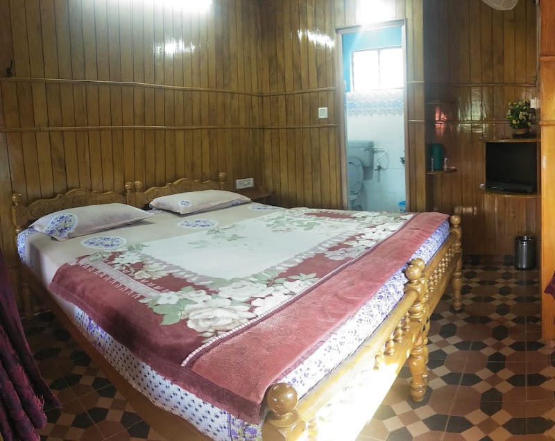 JJ Cottage - JJ Cottage Panchayath Hospital Rd, Moolakadai, Munnar, Kerala 685612, India