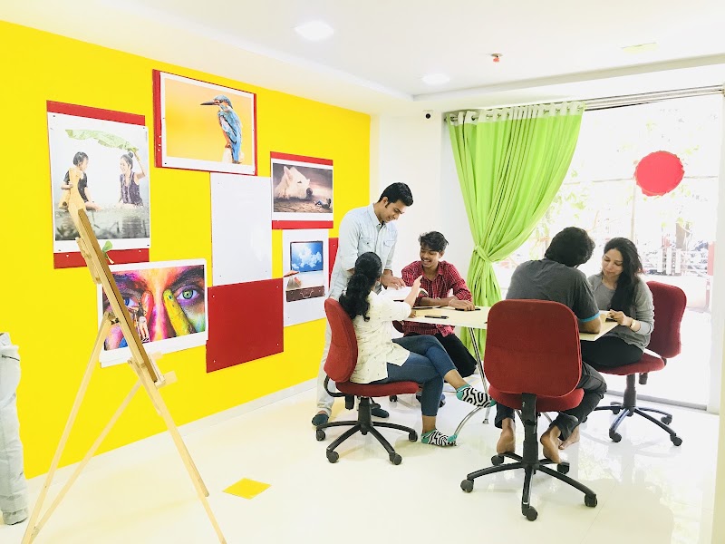 The Playce: Coworking, Events & Cafe - The Playce: Coworking, Events & Cafe Marathon Maxima, Lal Bahadur Shastri Marg, near Sonapur Signal, Moti Nagar, Mulund Colony, Mulund West, Mumbai, Maharashtra 400080, India