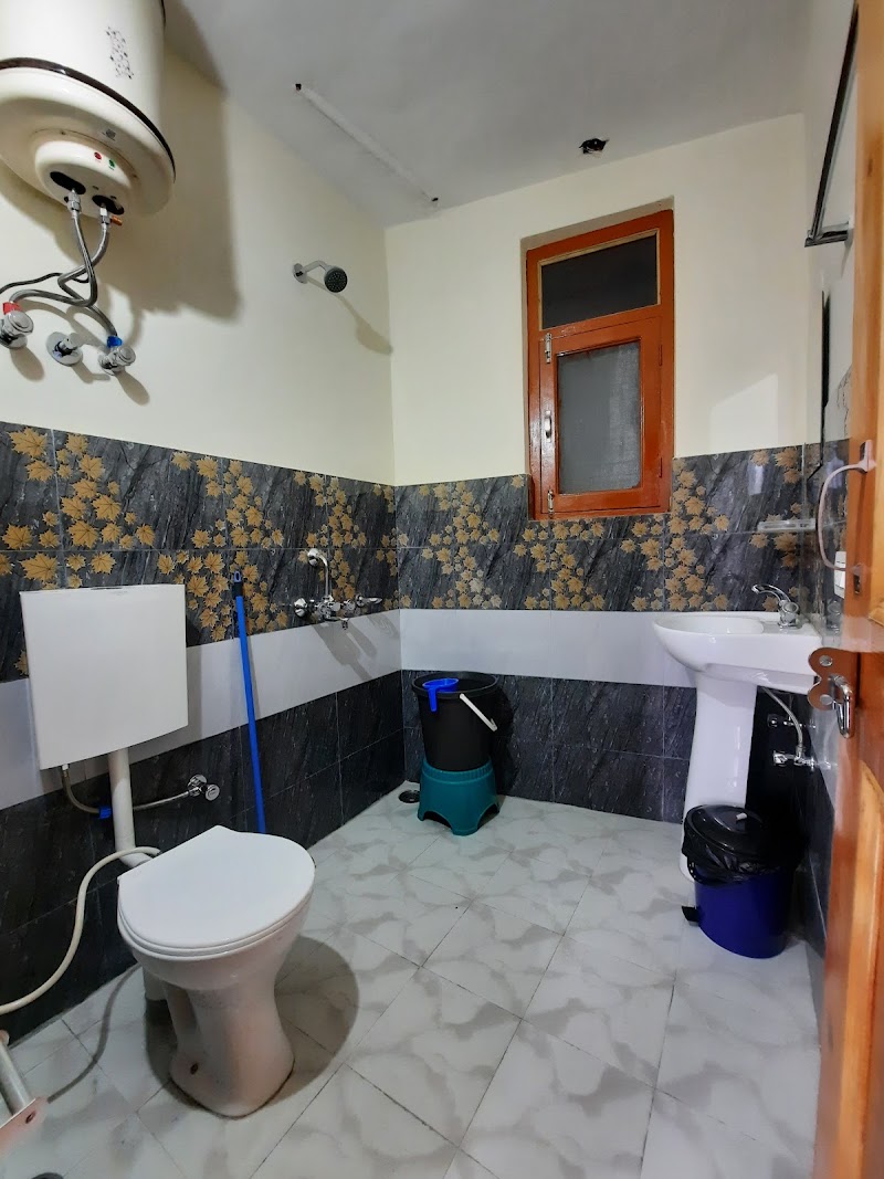 Himalayan paramount homestay - Himalayan paramount homestay Bhavan Rd, Naggar, Himachal Pradesh 175130, India
