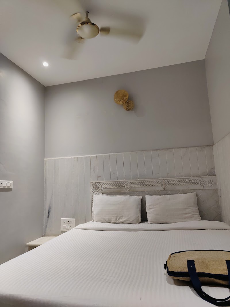 Alaska Resort - Alaska Resort Near, hazari kheda choraha, Atoon, Bhilwara, Rajasthan 311001, India