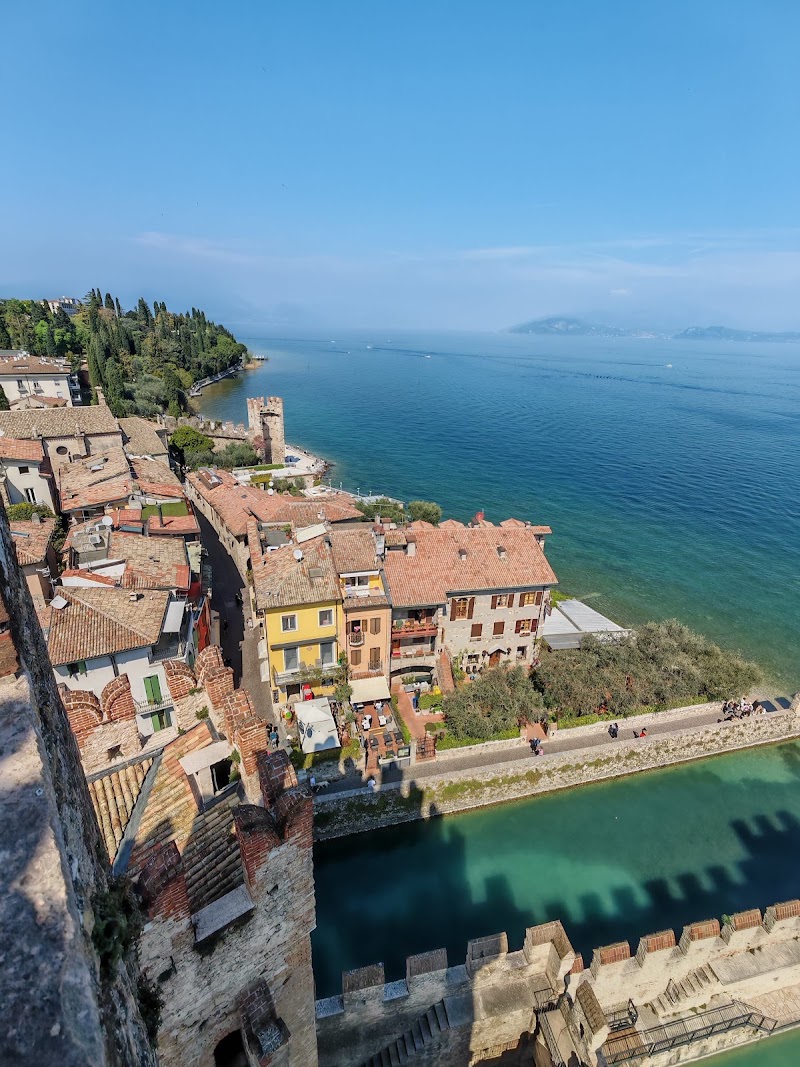 Castello Scaligero di Sirmione - Castello Scaligero di Sirmione P.za Castello, 34, 25019 Sirmione BS, Italy