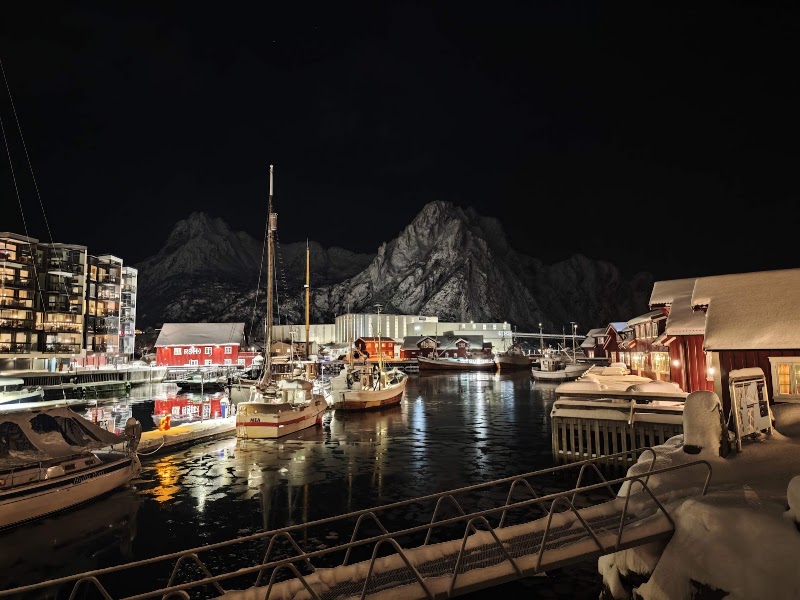 Restaurant Kjøkkenet - Restaurant Kjøkkenet, Lamholmen 2, 8300 Svolvær, Norway
