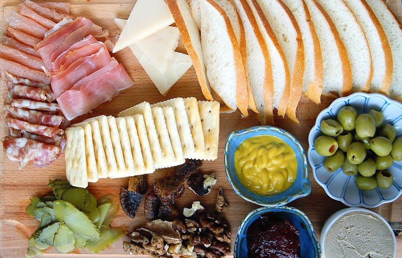 Ling Ling by The Wine Company - Ling Ling by The Wine Company, Dempsey Rd, block 8, Singapore 247696