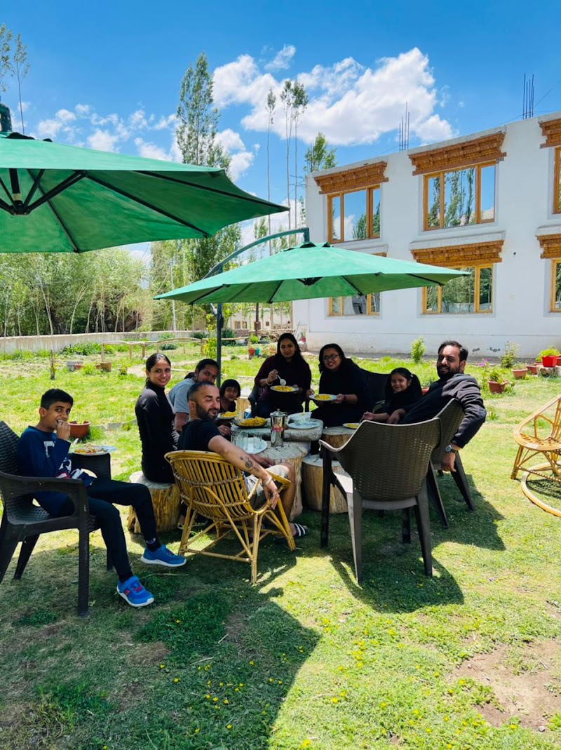 Ladakh Eco House - Ladakh Eco House Sangkar road Dongboss house, Leh, 194101