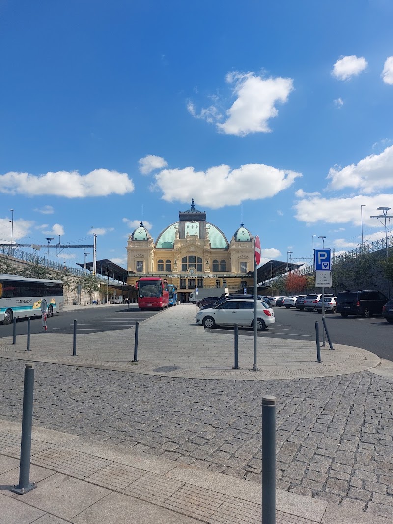 Parkoviště - Plzeň hlavní nádraží - Parkoviště - Plzeň hlavní nádraží, 326 00 Pilsen 2, Czechia