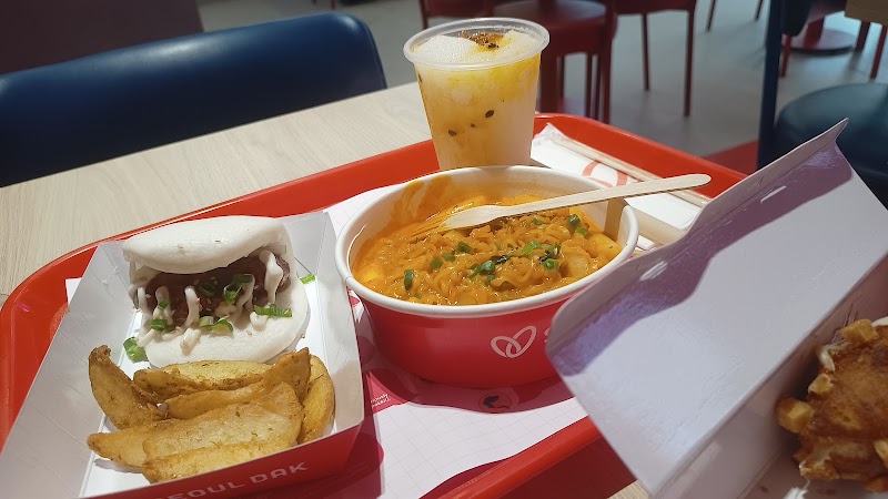 Seoul Dak (서울닭) | Mumbai - Seoul Dak (서울닭) | Mumbai Link Corner Mall, 33rd Rd, 16th Rd, Khar West, Mumbai, Maharashtra 400052, India