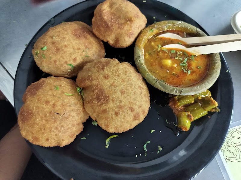 Samrat Restaurant - Samrat Restaurant Shop No.273, Choura Rasta, Pink City, Bapu Bazar, Biseswarji, Jaipur, Rajasthan 302003, India