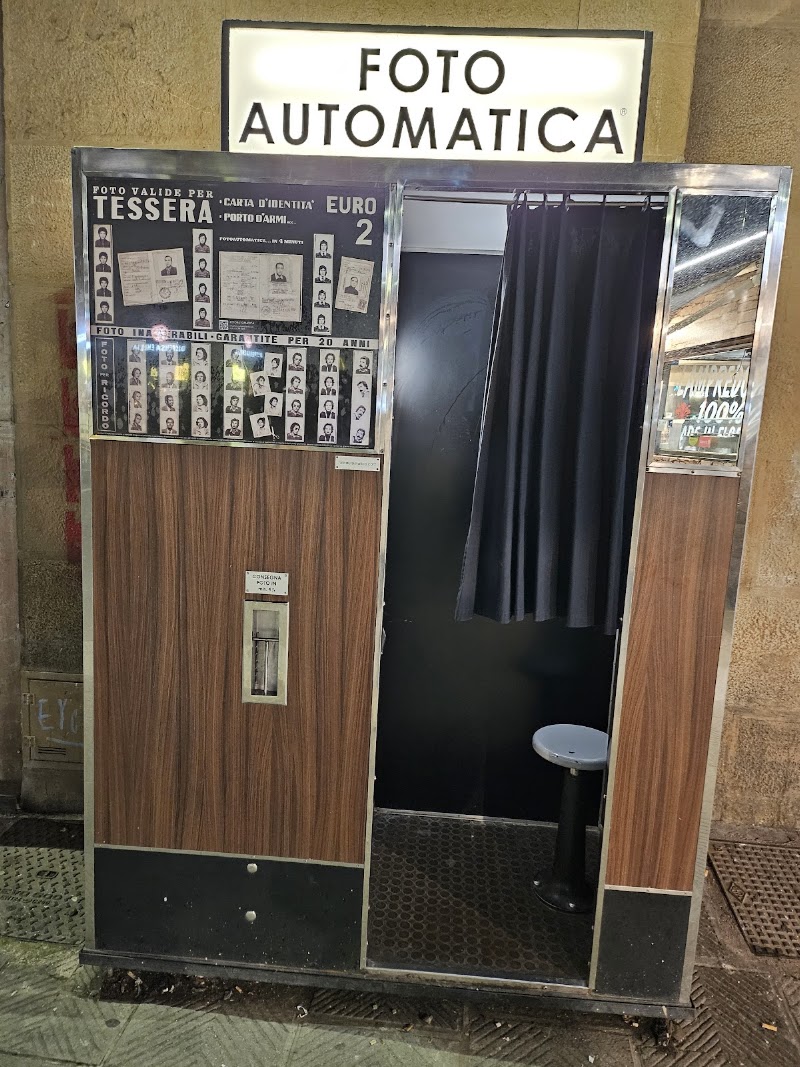 Fotoautomatica - Fotoautomatica, V. dell'Agnolo, 117, 50122 Firenze FI, Italy