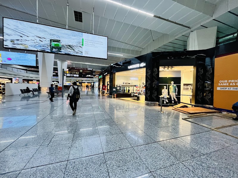 Tiffin Express - Tiffin Express Terminal 3, Indira Gandhi International Airport, New Delhi, Delhi, 110037, India