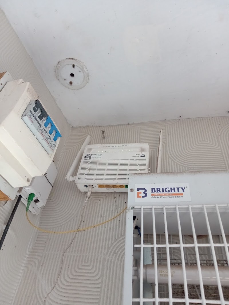 airtel broadband - airtel broadband, shivalaya bhavan, plot no 126, Kasaridih - Borsi Rd, behind hanuman mandir, Zone 1, kanhaiya puri, Durg, Bhilai, Chhattisgarh 491001, India