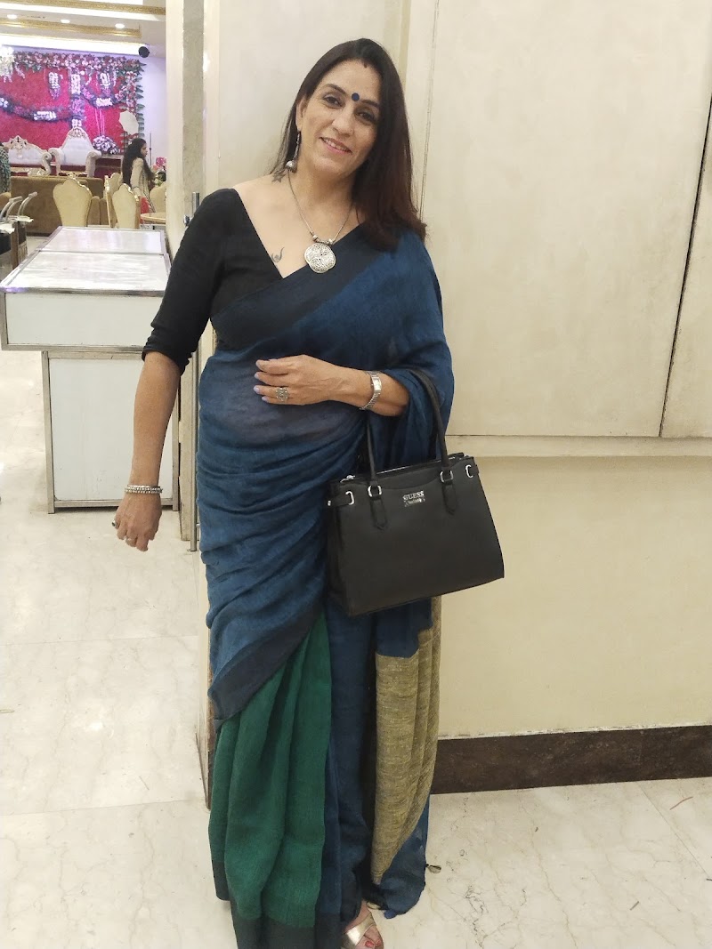 Yashvi Boutique - Yashvi Boutique Shop No 50, Huda Market, Sector 57 Rd, near Rohit Department Store, Block G, Sushant Lok 2, Sector 57, Gurugram, Haryana 122001, India