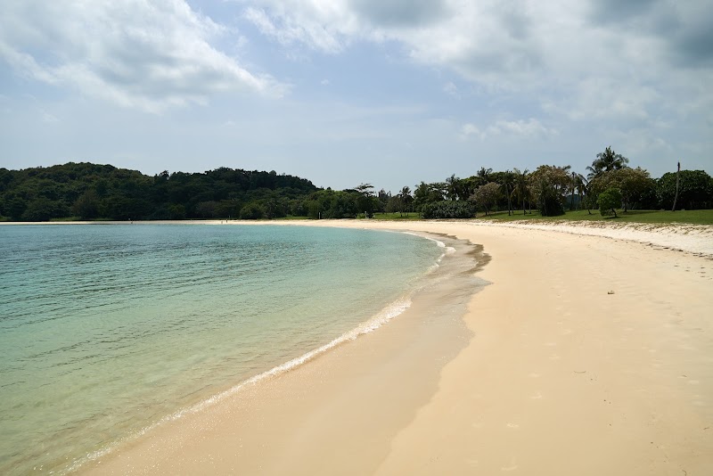Lazarus Island Beach